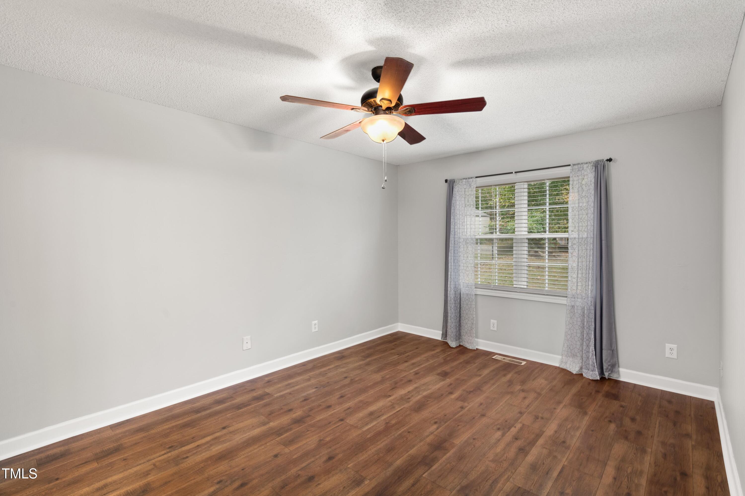 204 Mallard Creek Drive Property Photo 8