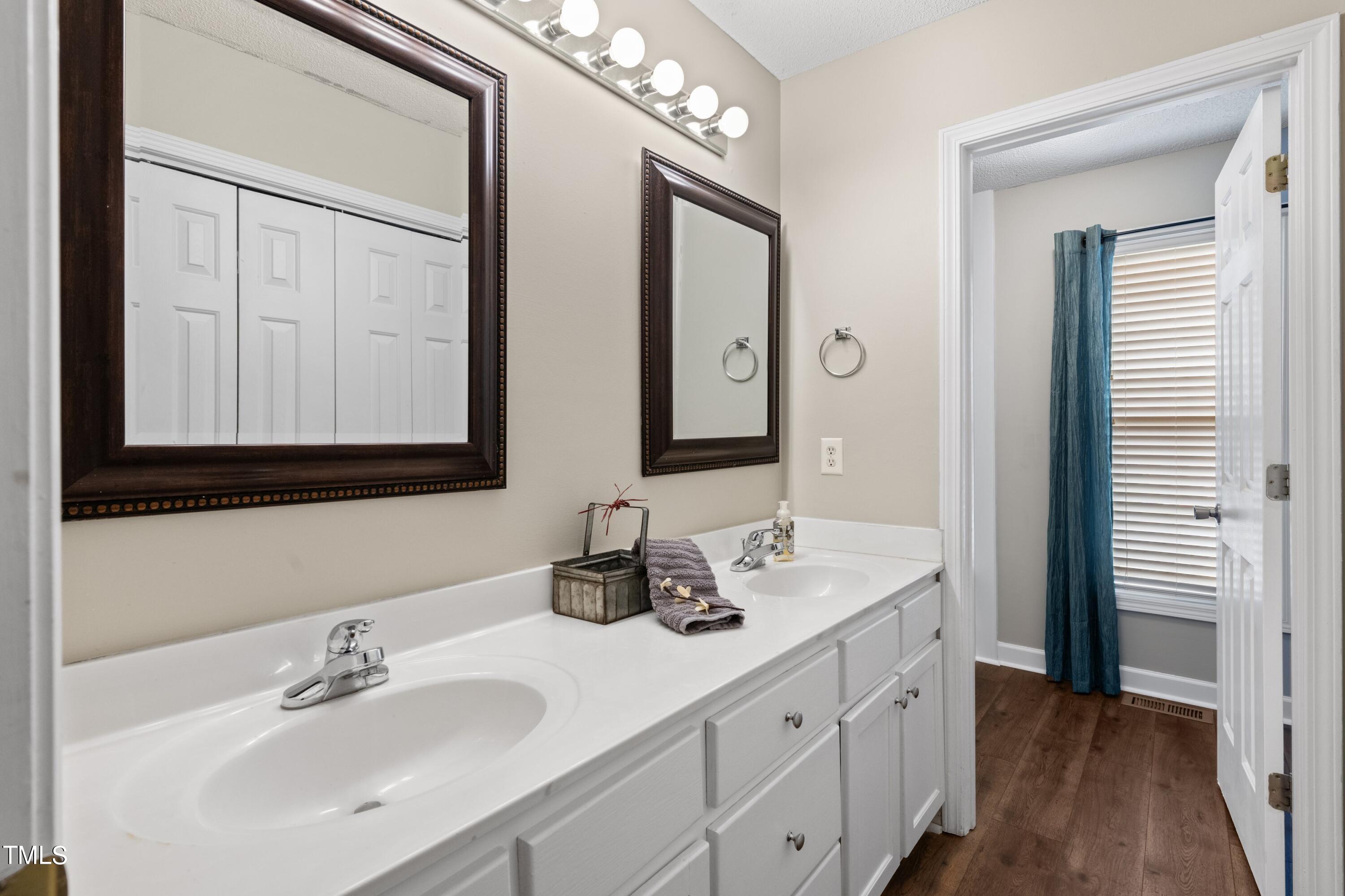204 Mallard Creek Drive Property Photo 9