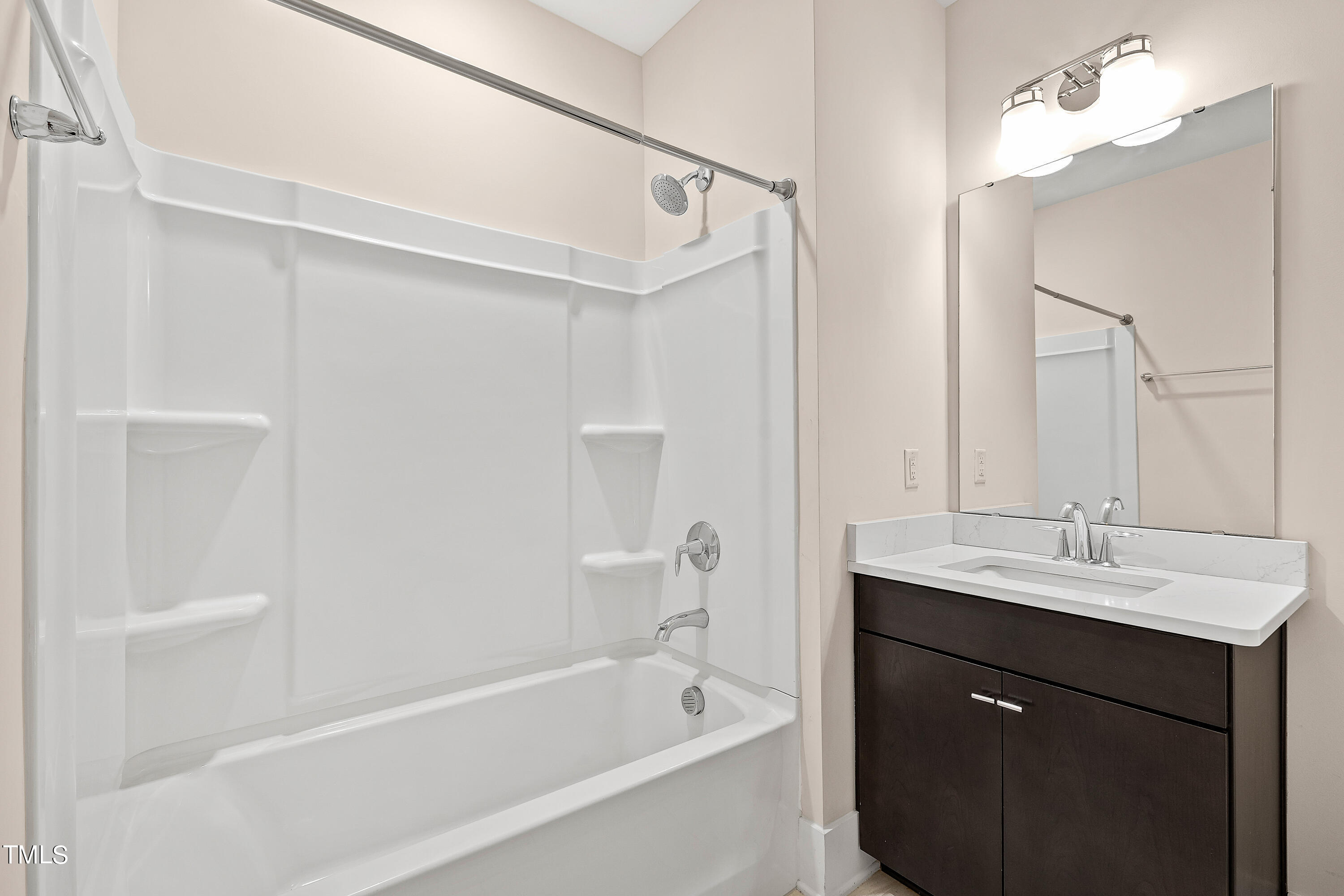 10330 Sablewood Drive # 103 Property Photo 27