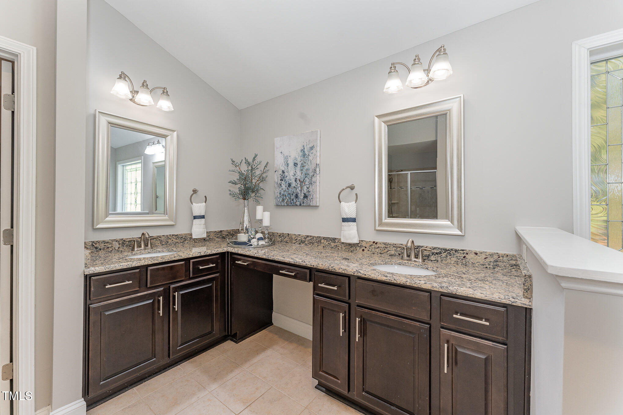 2716 Bushy Lake Cove Property Photo 10