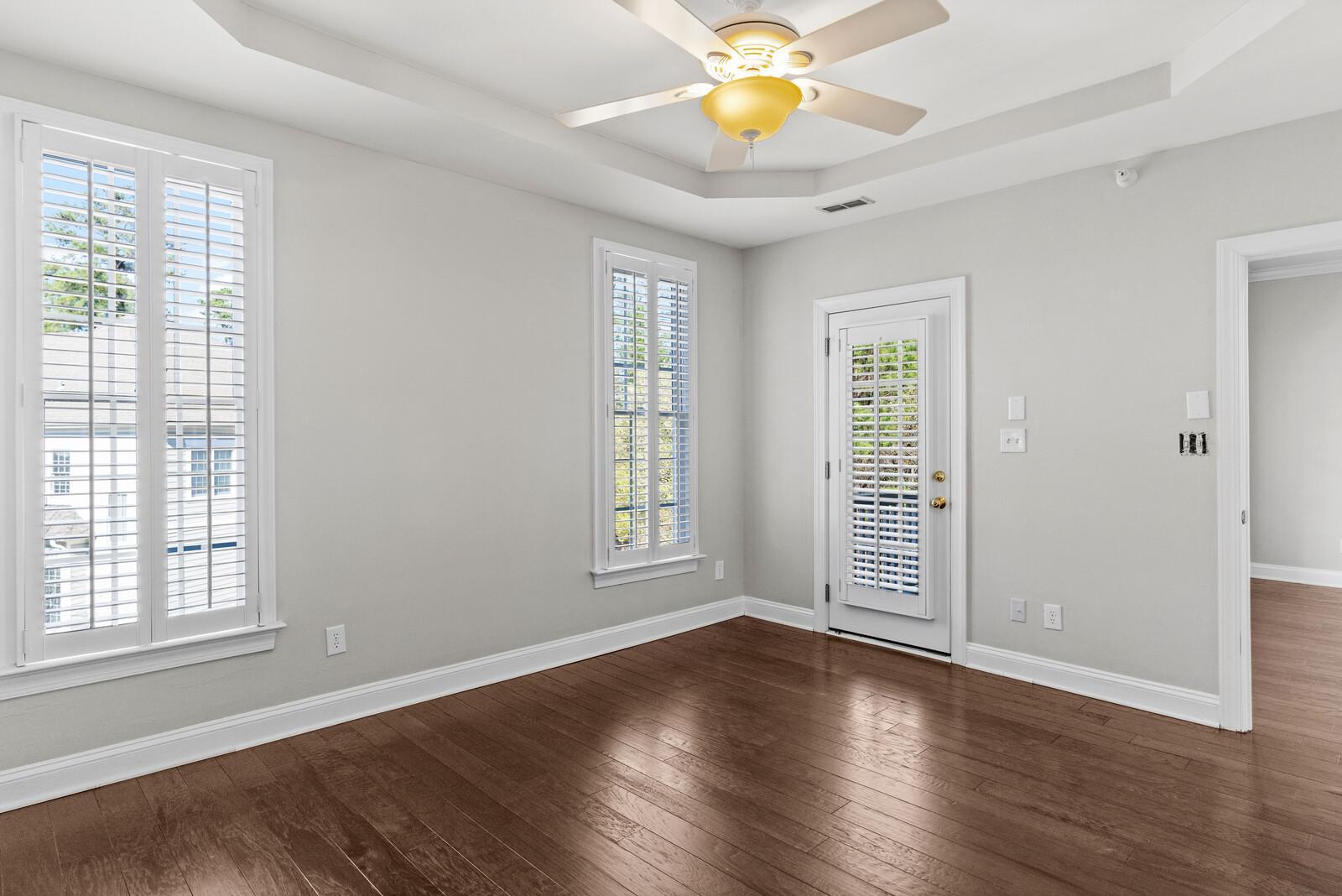 1231 Kelton Cottage Way Property Photo 17