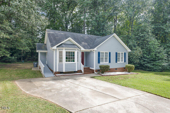 5008 Dantonville Court Property Photo 2