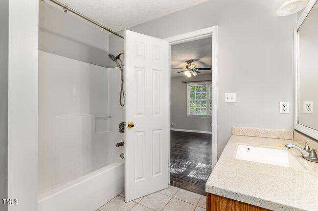 5008 Dantonville Court Property Photo 17