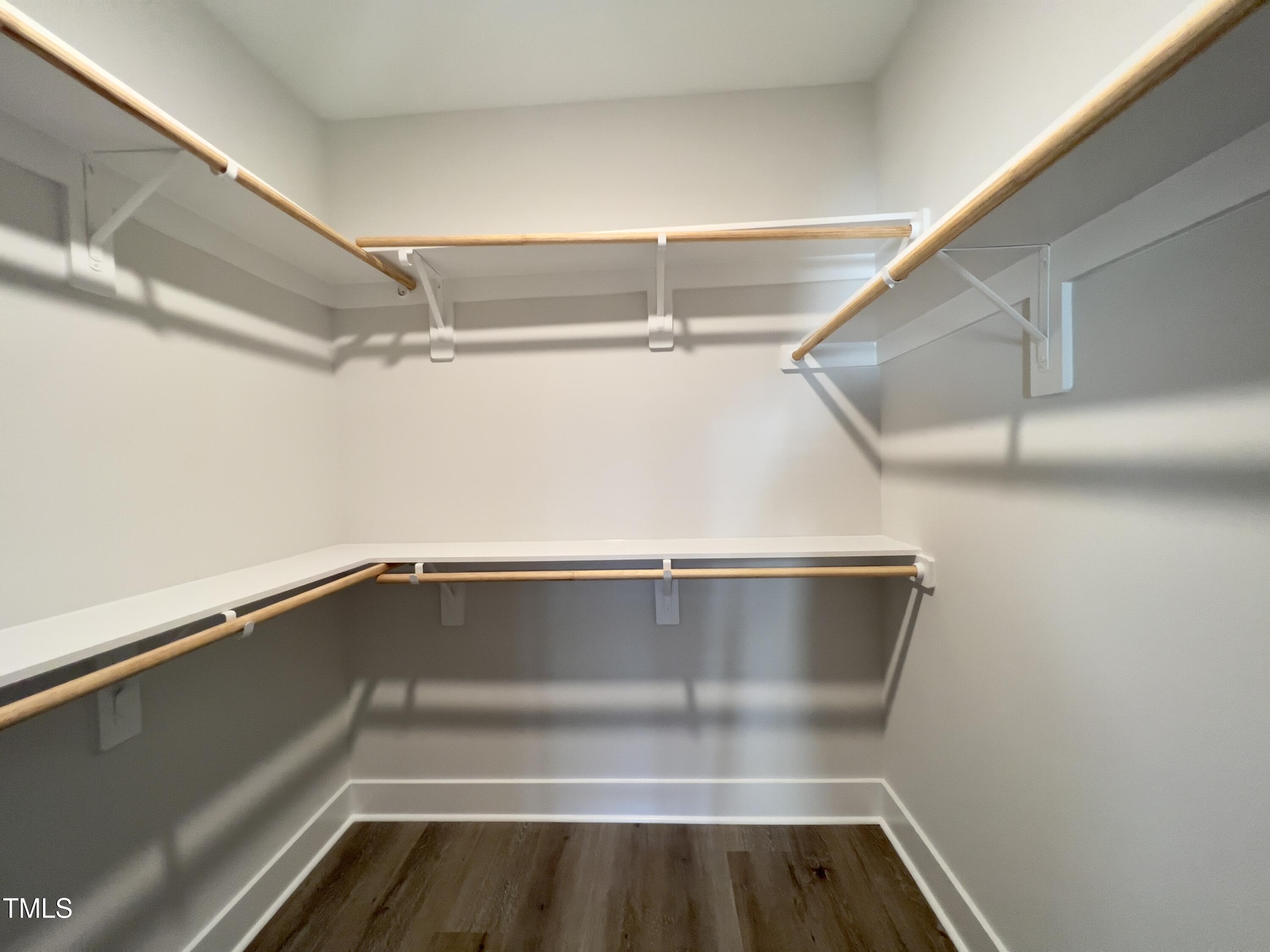 2710 - A Mansfield Avenue Property Photo 16