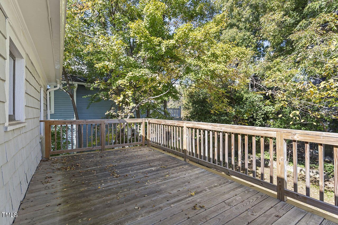 215 E Cabarrus Street Property Photo 25