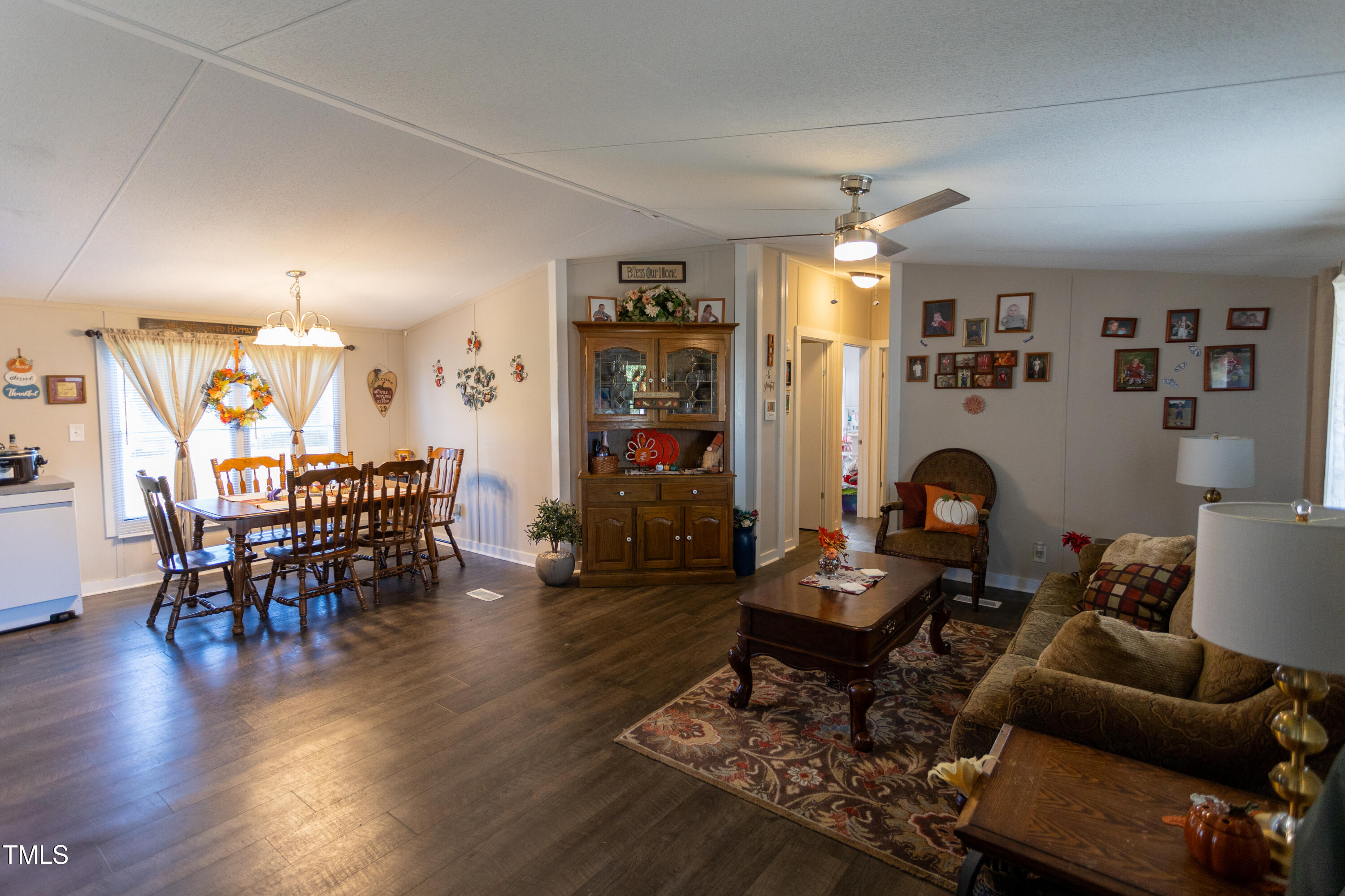 139 Lauren Lane Property Photo 5