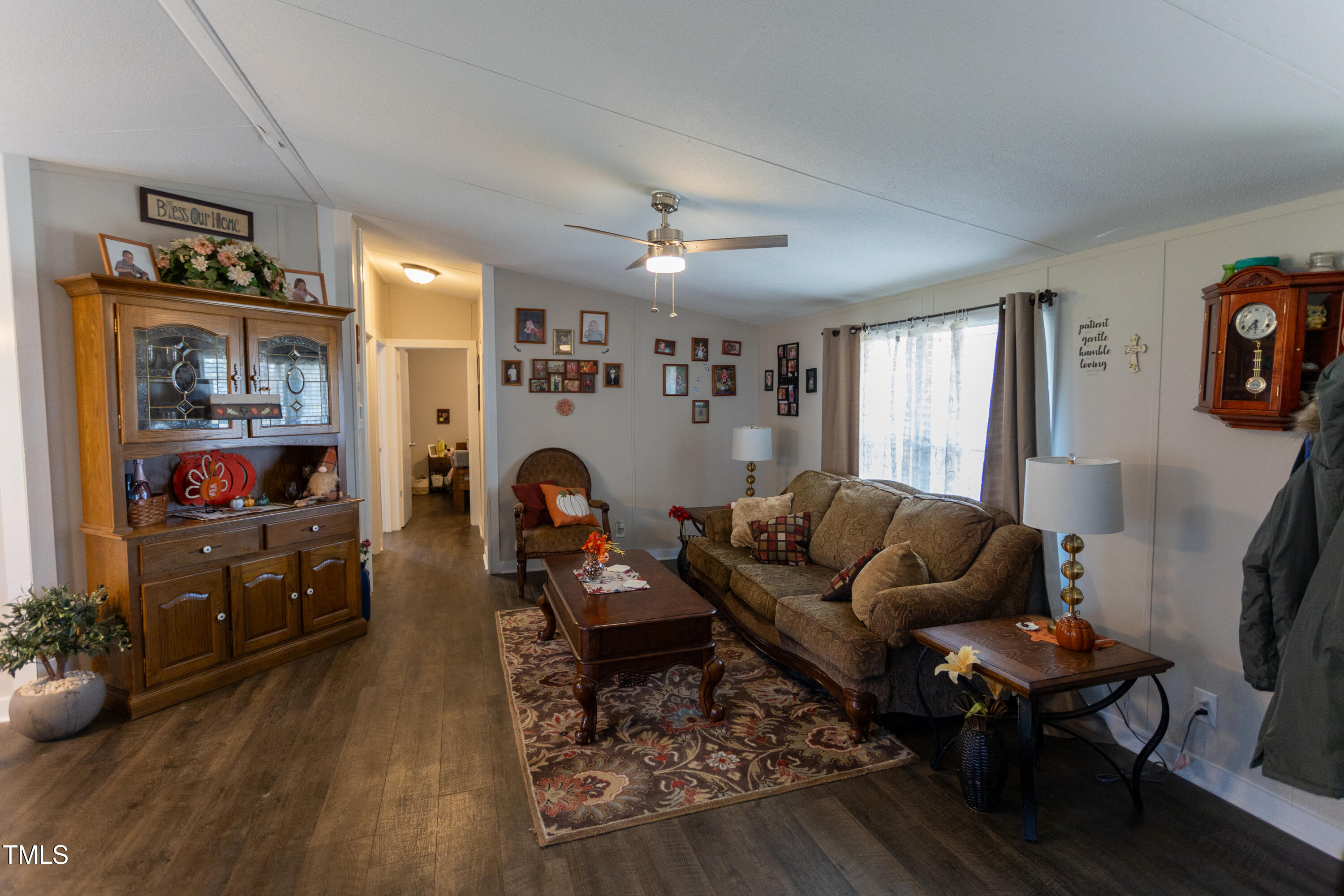 139 Lauren Lane Property Photo 6