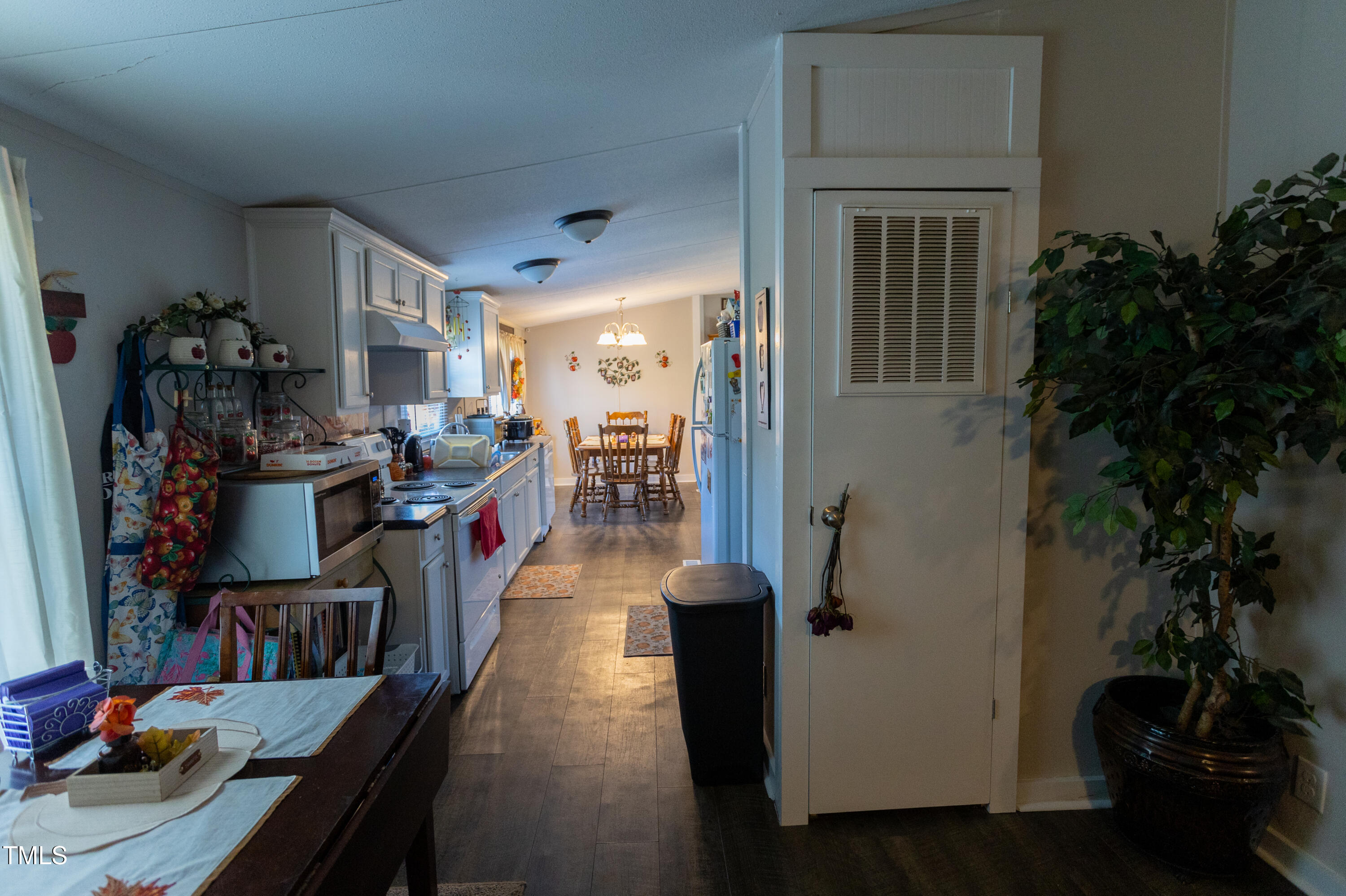 139 Lauren Lane Property Photo 9