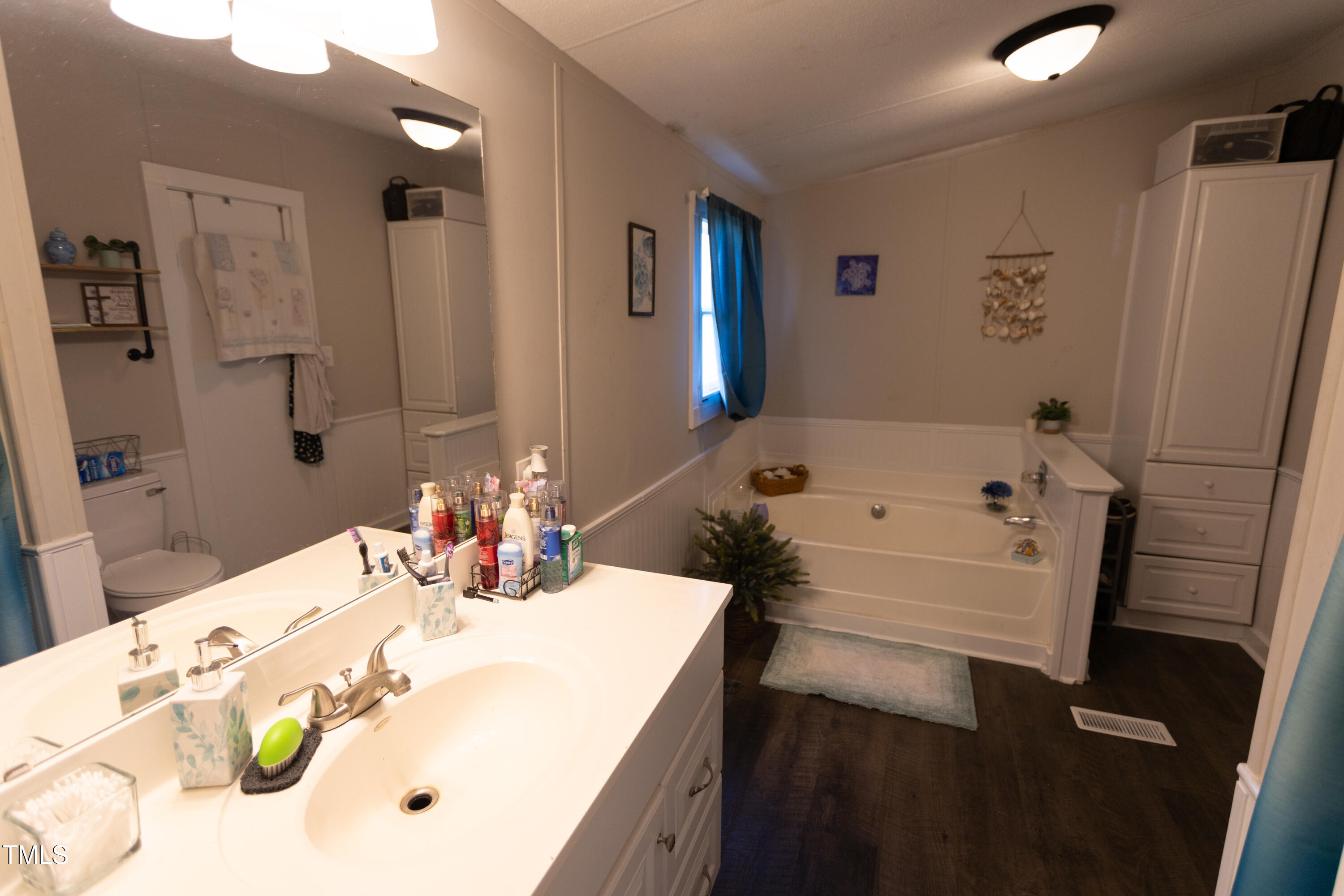 139 Lauren Lane Property Photo 16