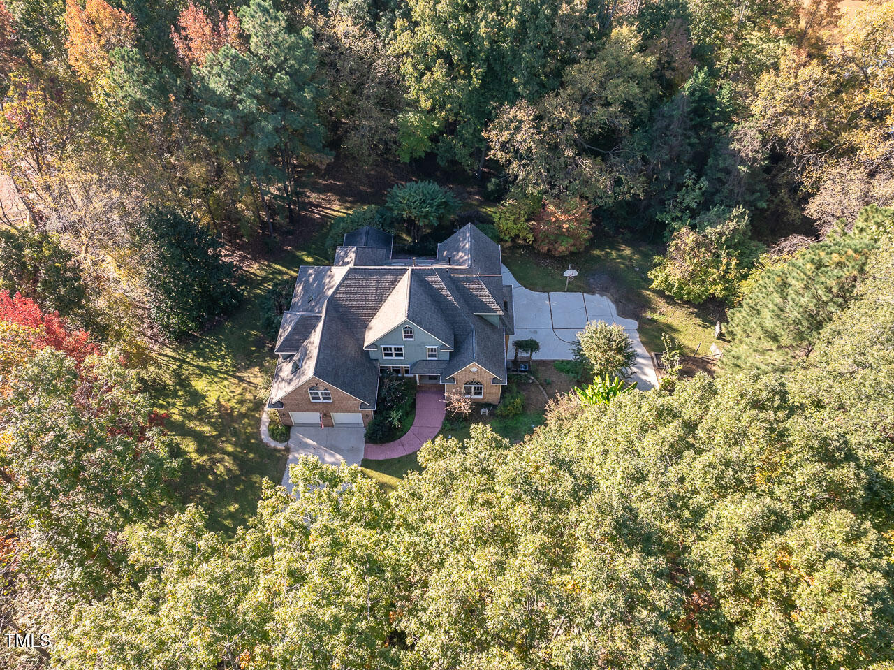12817 Strickland Road Property Photo 3