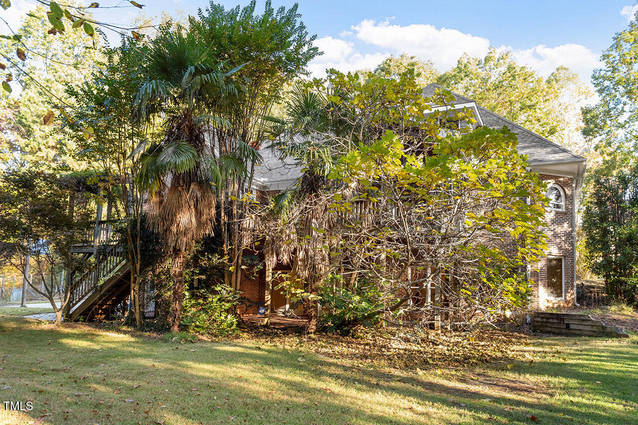 12817 Strickland Road Property Photo 11