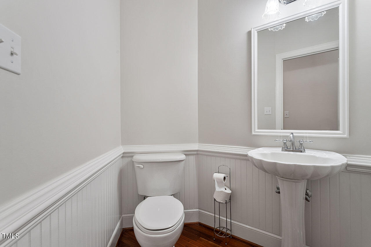 12817 Strickland Road Property Photo 21