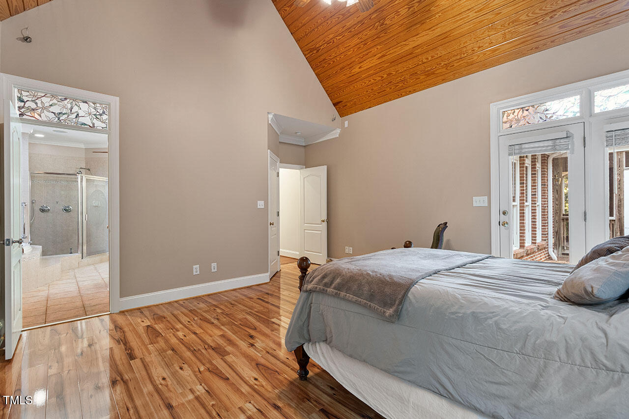 12817 Strickland Road Property Photo 32