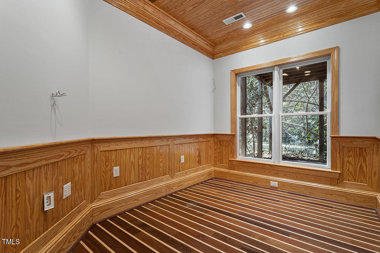 12817 Strickland Road Property Photo 47