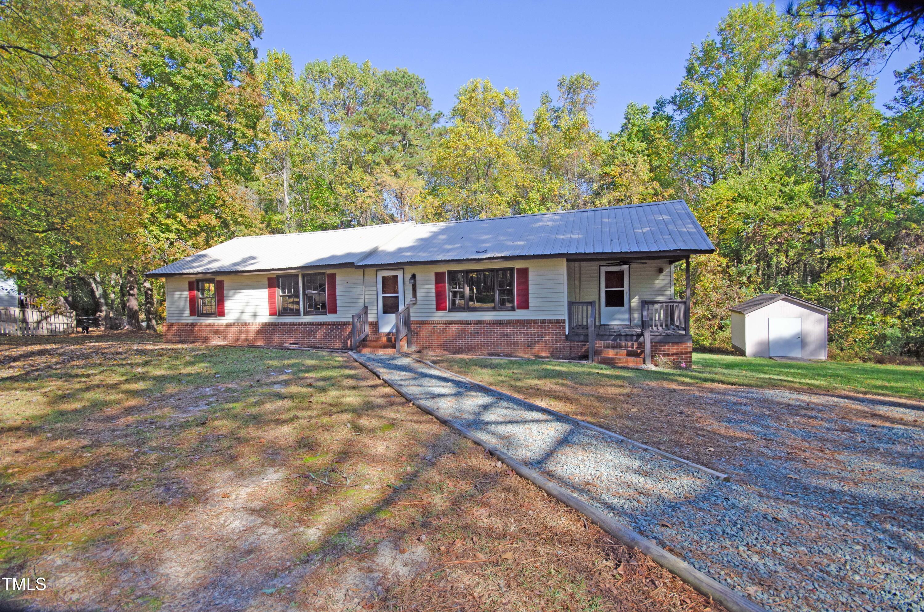 707 Burgess Circle Property Photo 1