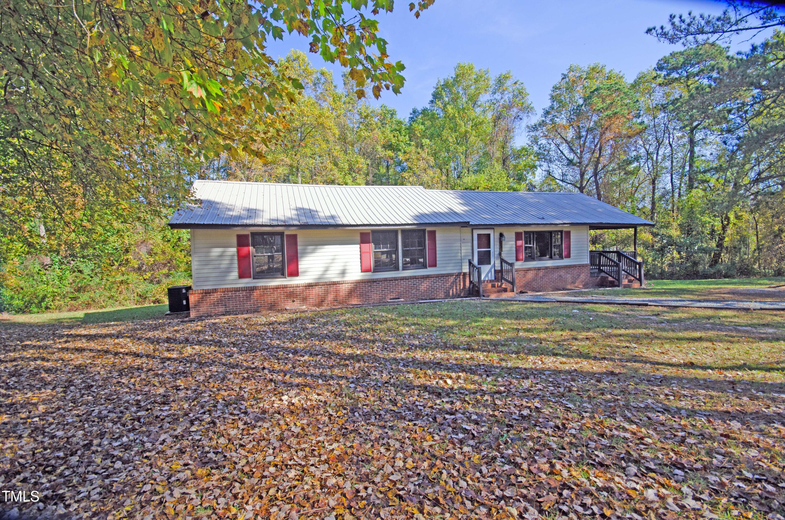 707 Burgess Circle Property Photo 3