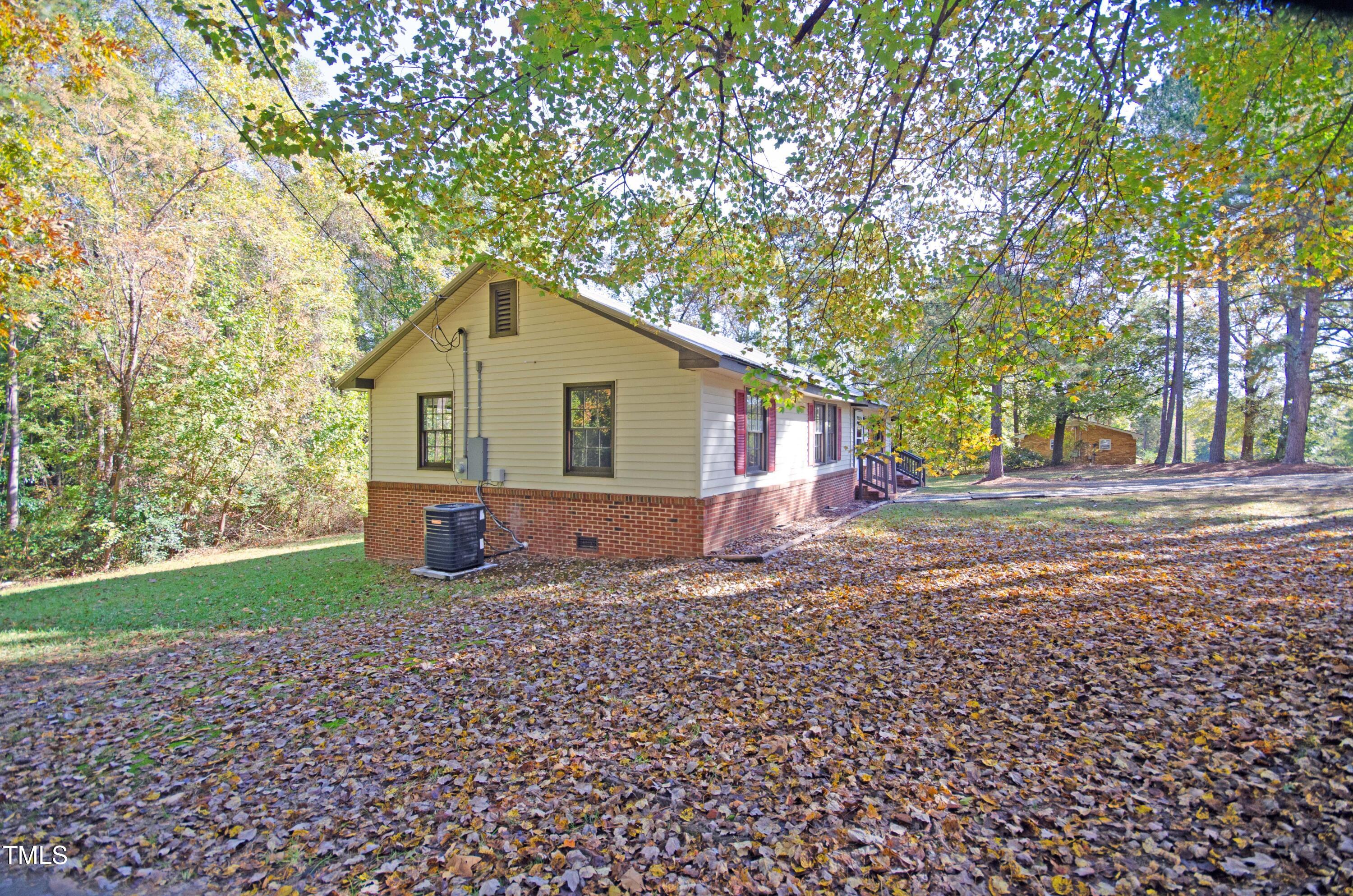 707 Burgess Circle Property Photo 8
