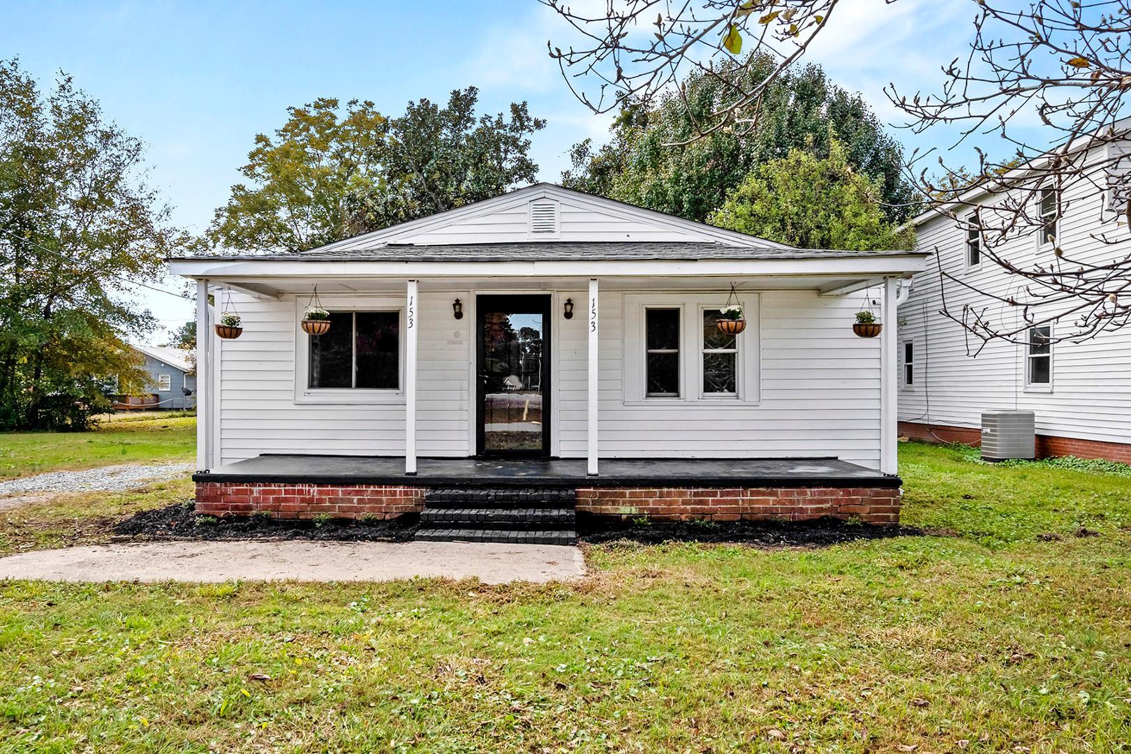 153 W Lillington Street Property Photo