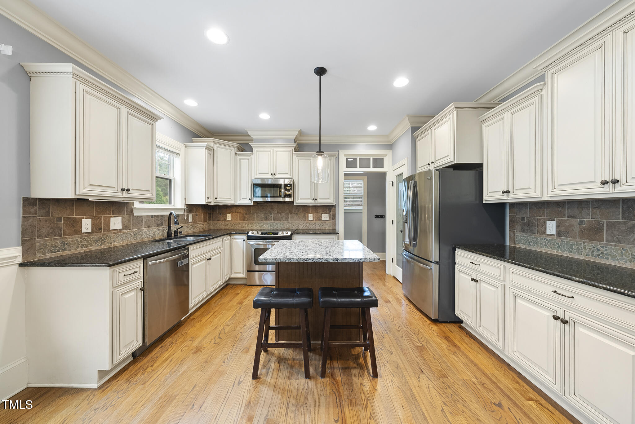 3708 Nether Ridge Road Property Photo 4