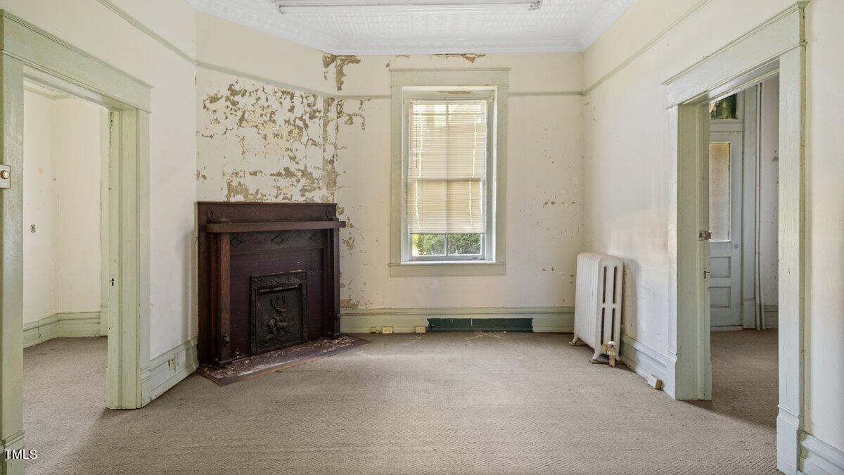 116 Young Street Property Photo 10