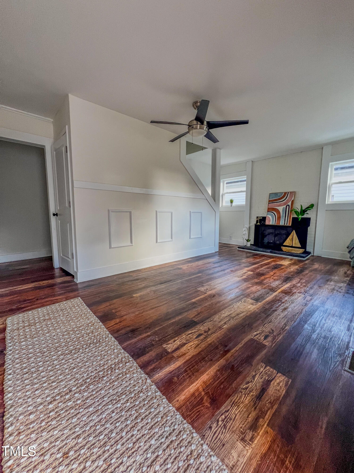 304 Cherry Grove Street Property Photo 15