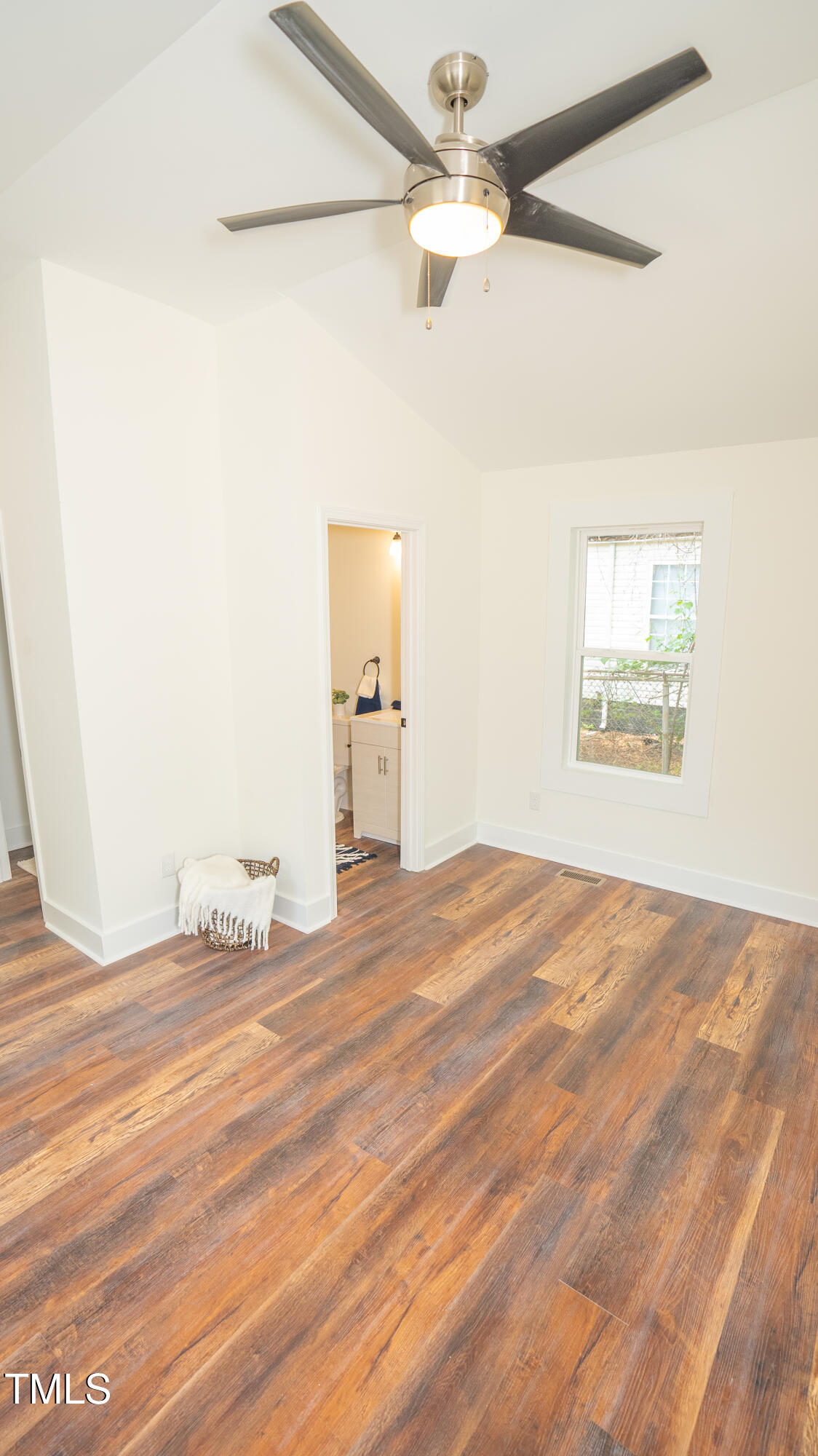 304 Cherry Grove Street Property Photo 29