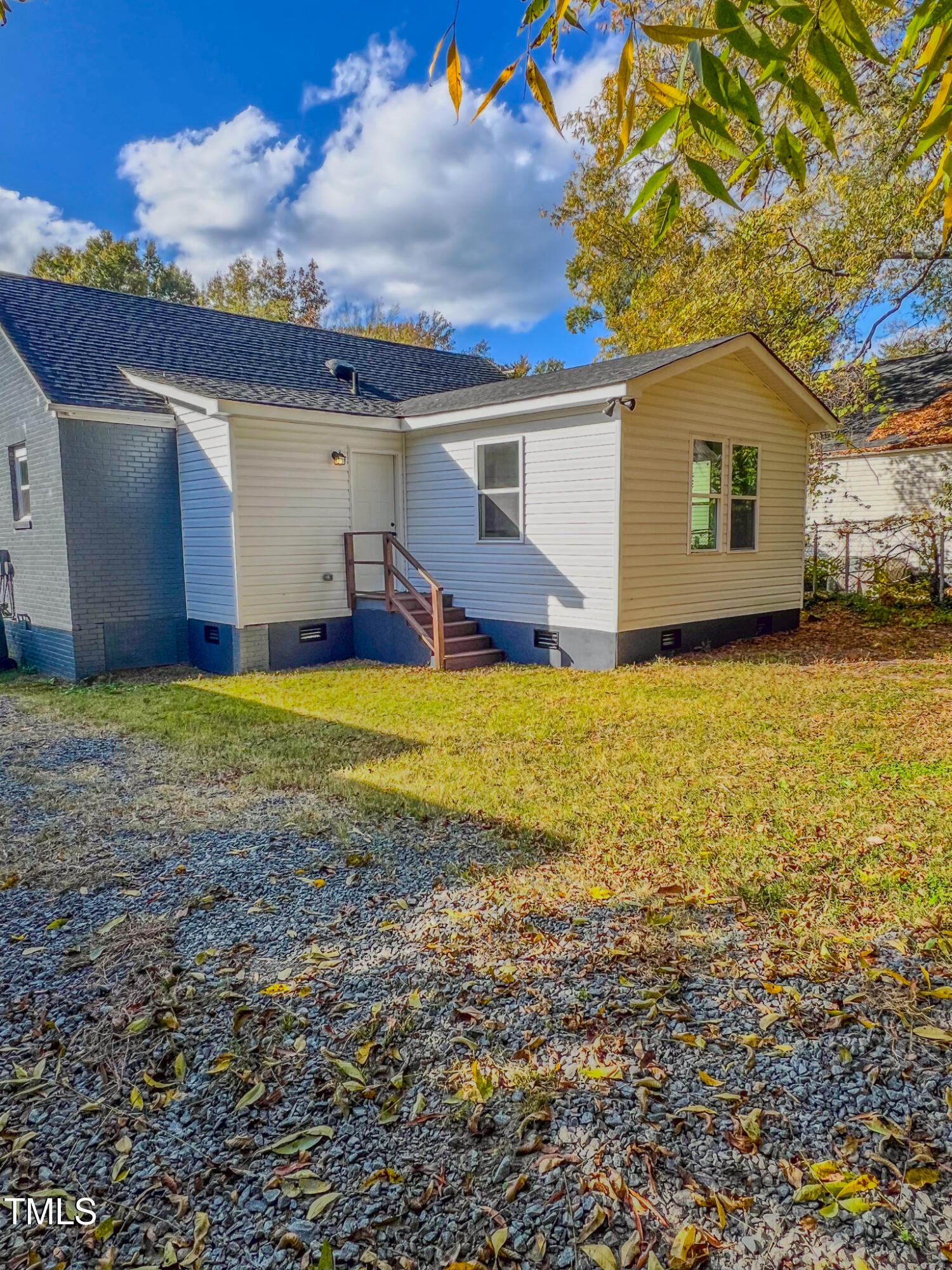 304 Cherry Grove Street Property Photo 45