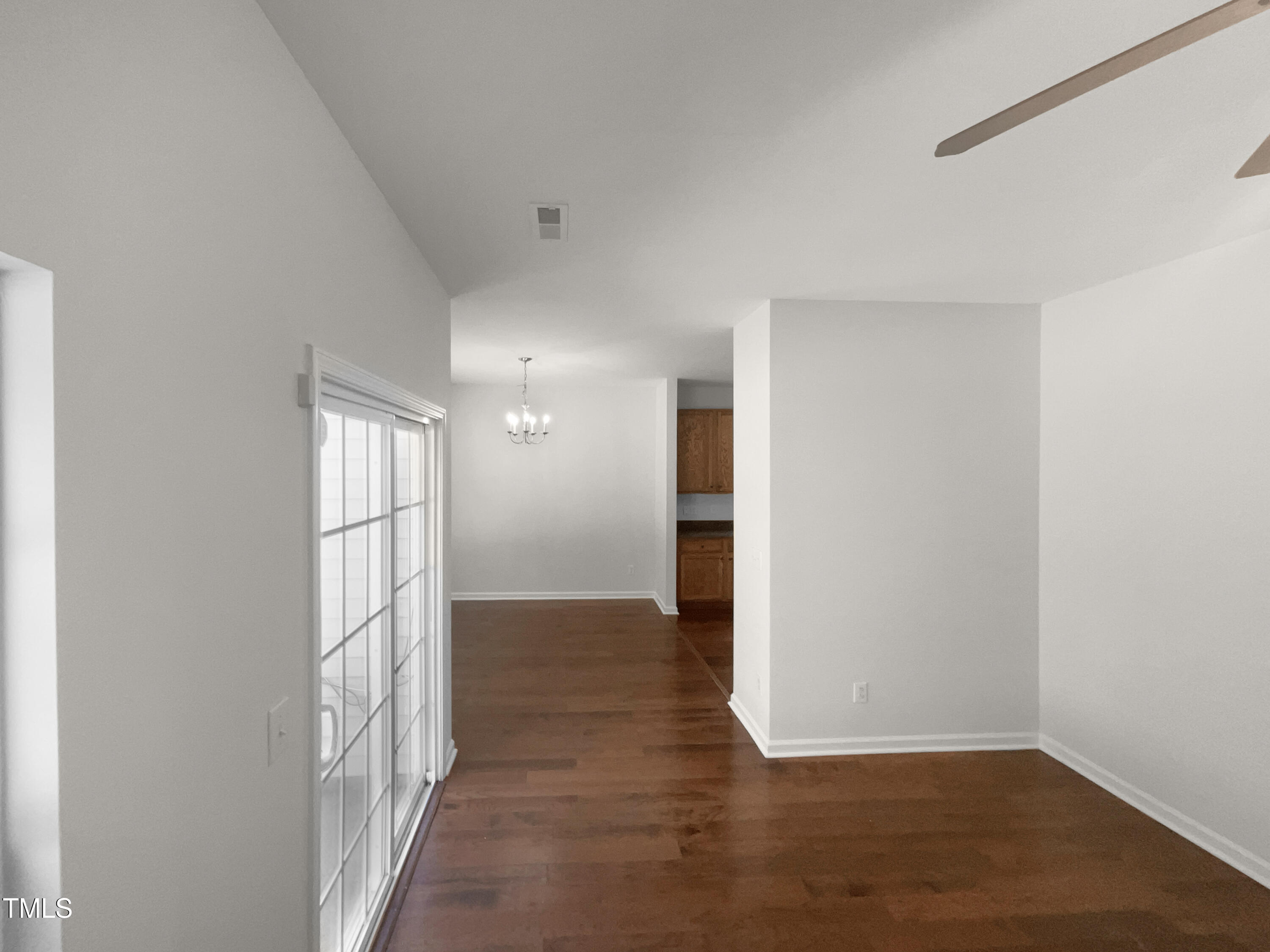 3122 Genlee Drive Property Photo 9
