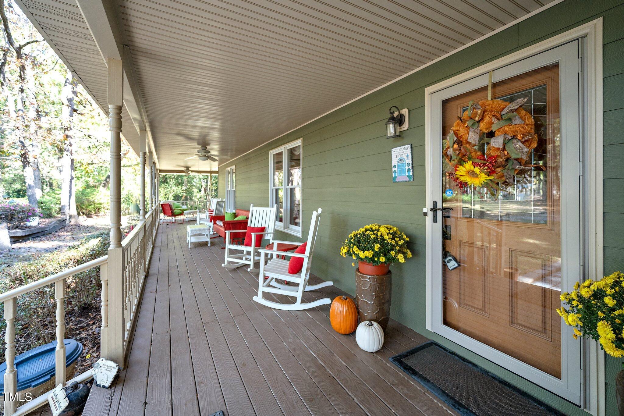 7925 S Highway 55 Property Photo 4