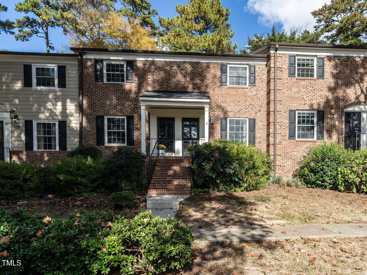 3736 Jamestown Circle Property Photo 1