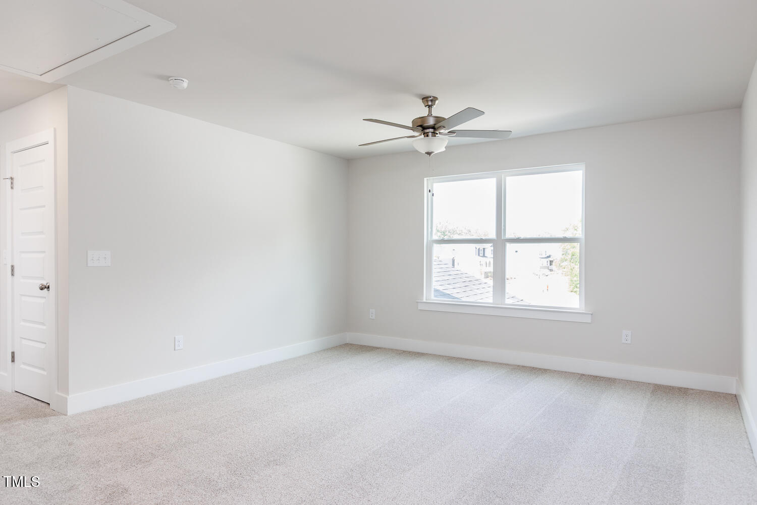 240 Fast Pitch Lane Property Photo 12