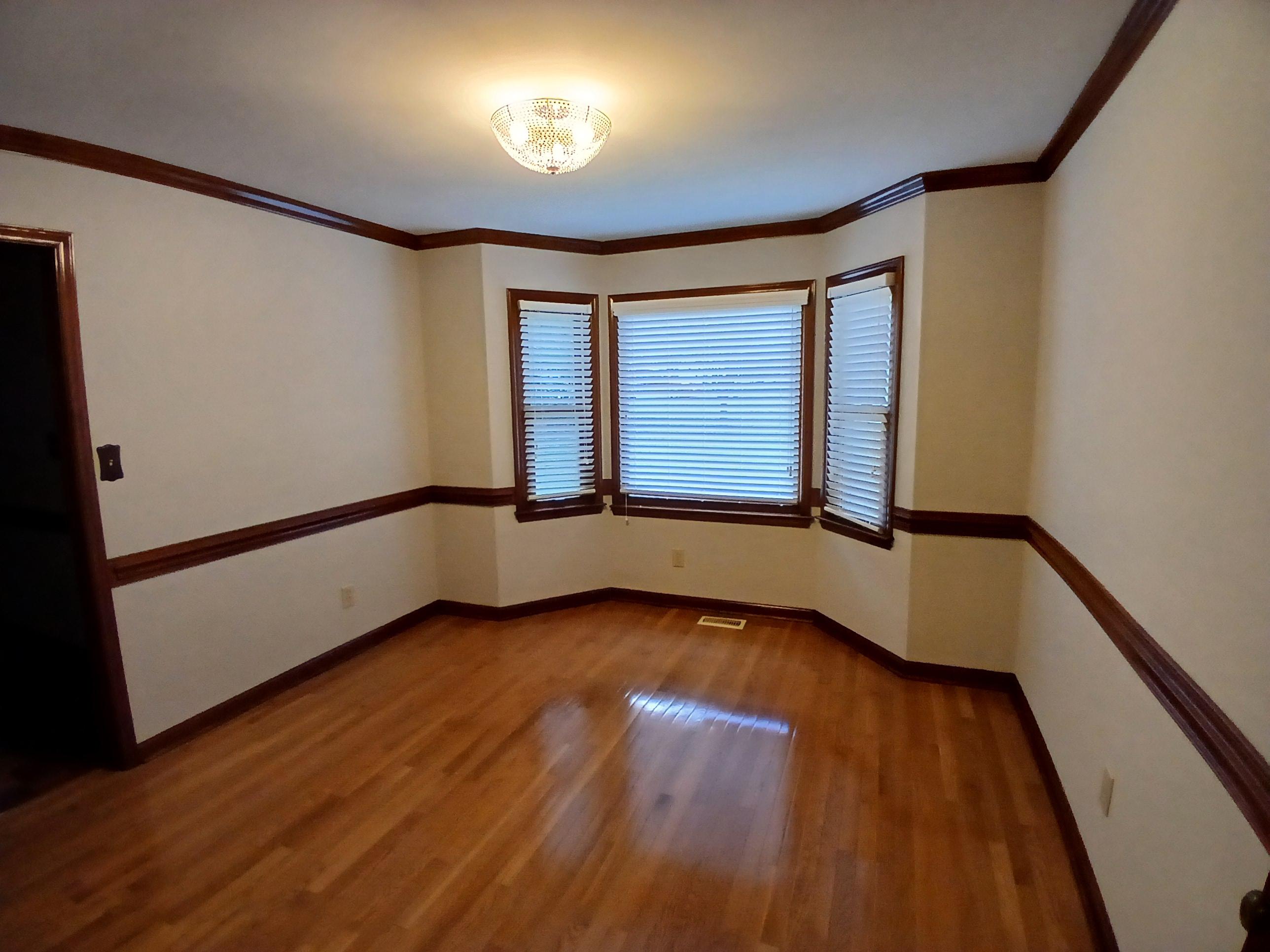 3909 Durnford Drive Property Photo 4