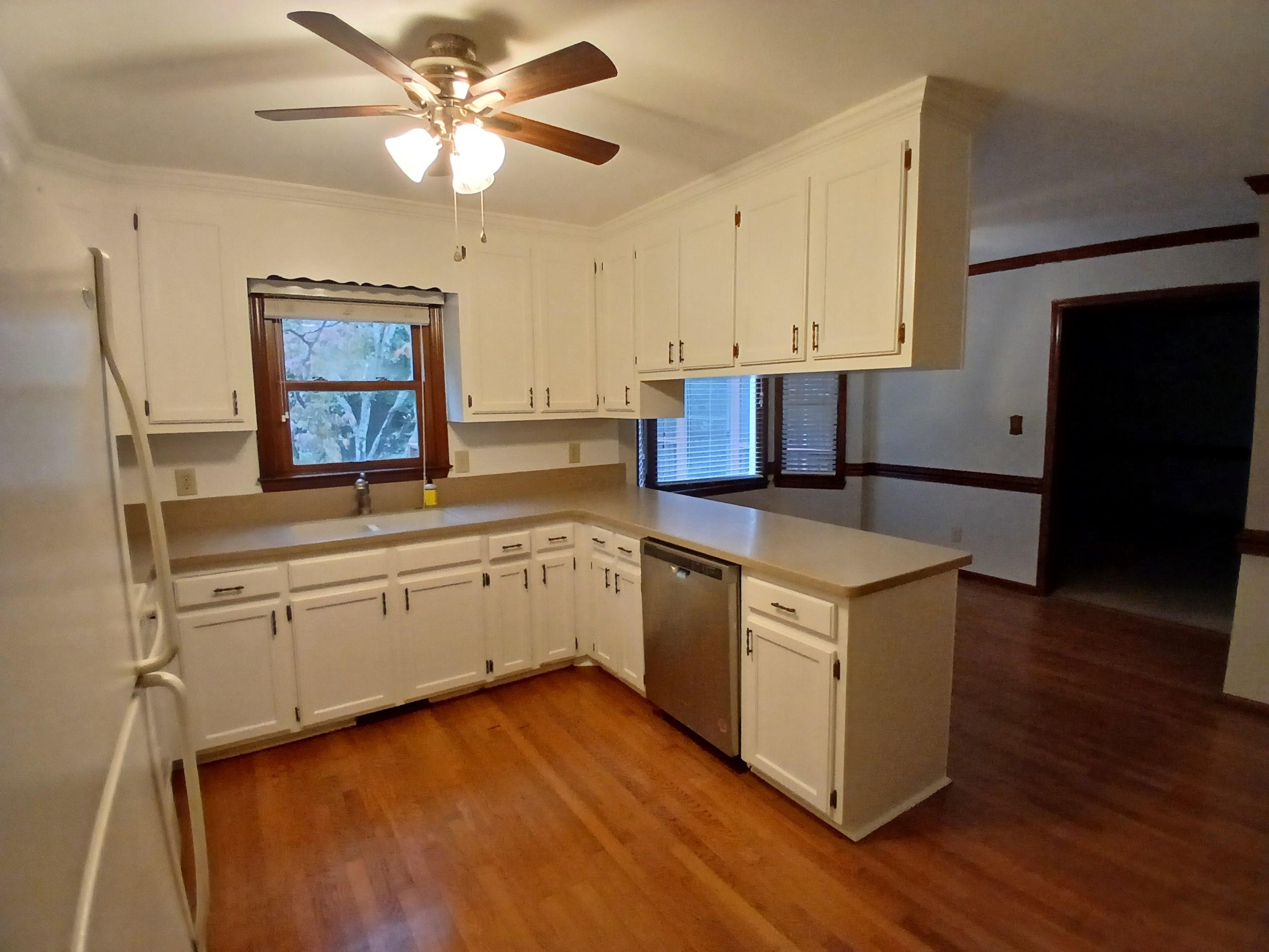 3909 Durnford Drive Property Photo 6