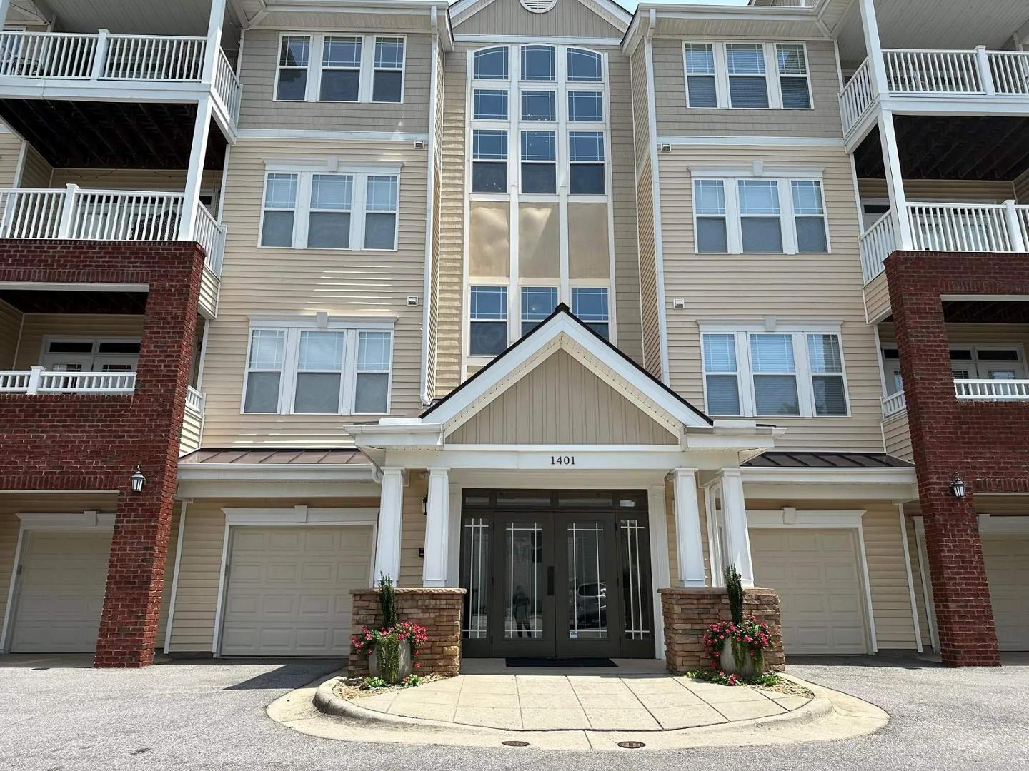1401 Coopershill Drive Apt 108 Property Photo 1