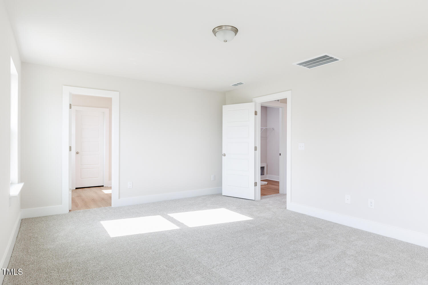 305 Little Creek Drive Property Photo 29