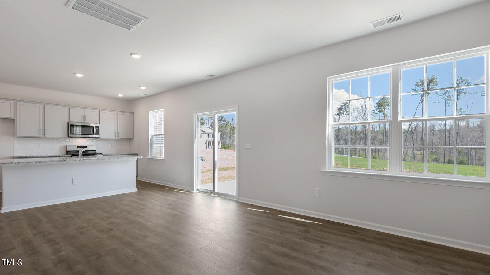 1131 Misty Creek Drive Property Photo 10
