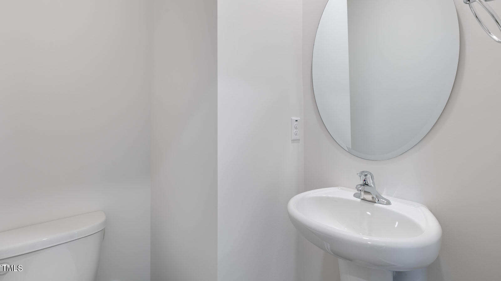1131 Misty Creek Drive Property Photo 12