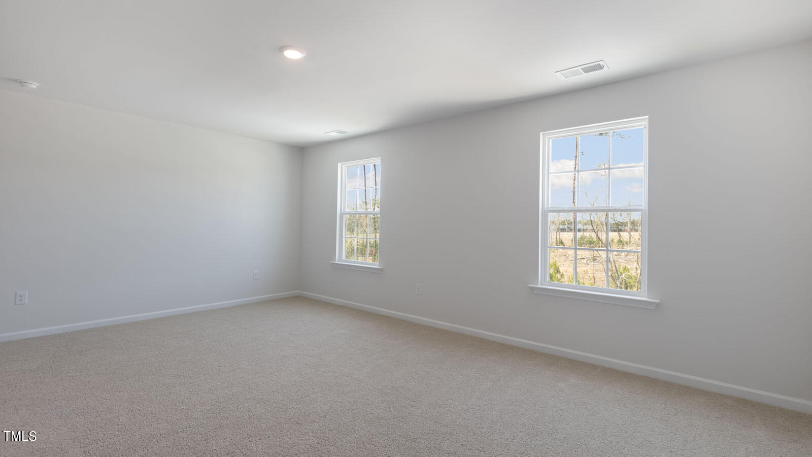 1131 Misty Creek Drive Property Photo 14