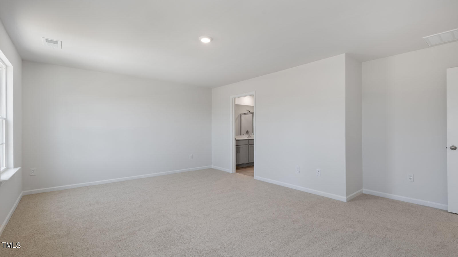 1131 Misty Creek Drive Property Photo 15