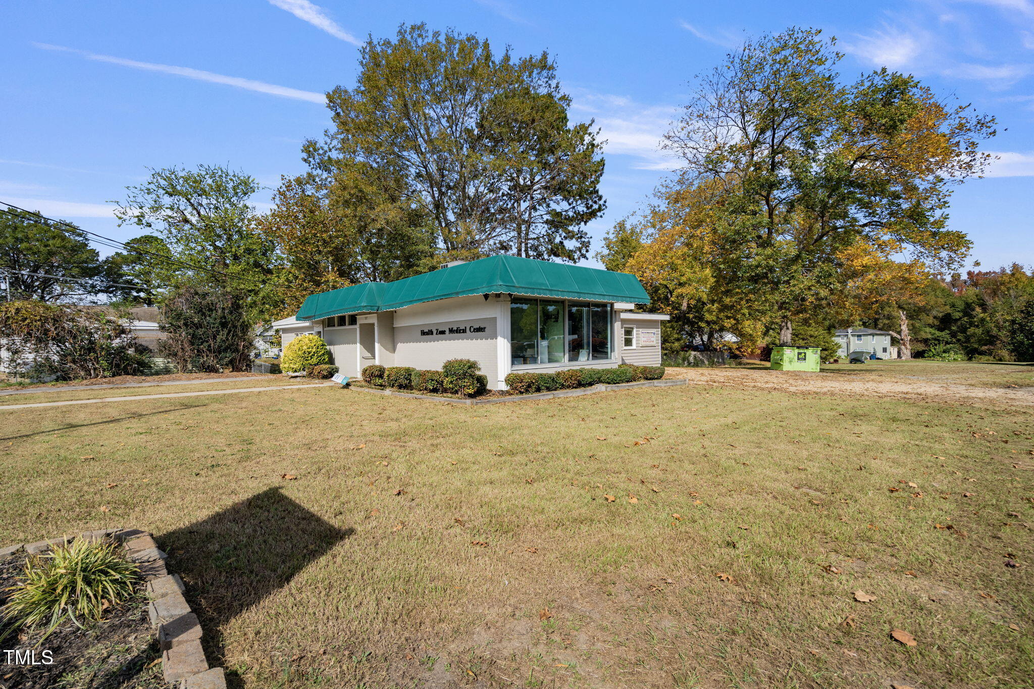 707 Lassiter Street Property Photo 9