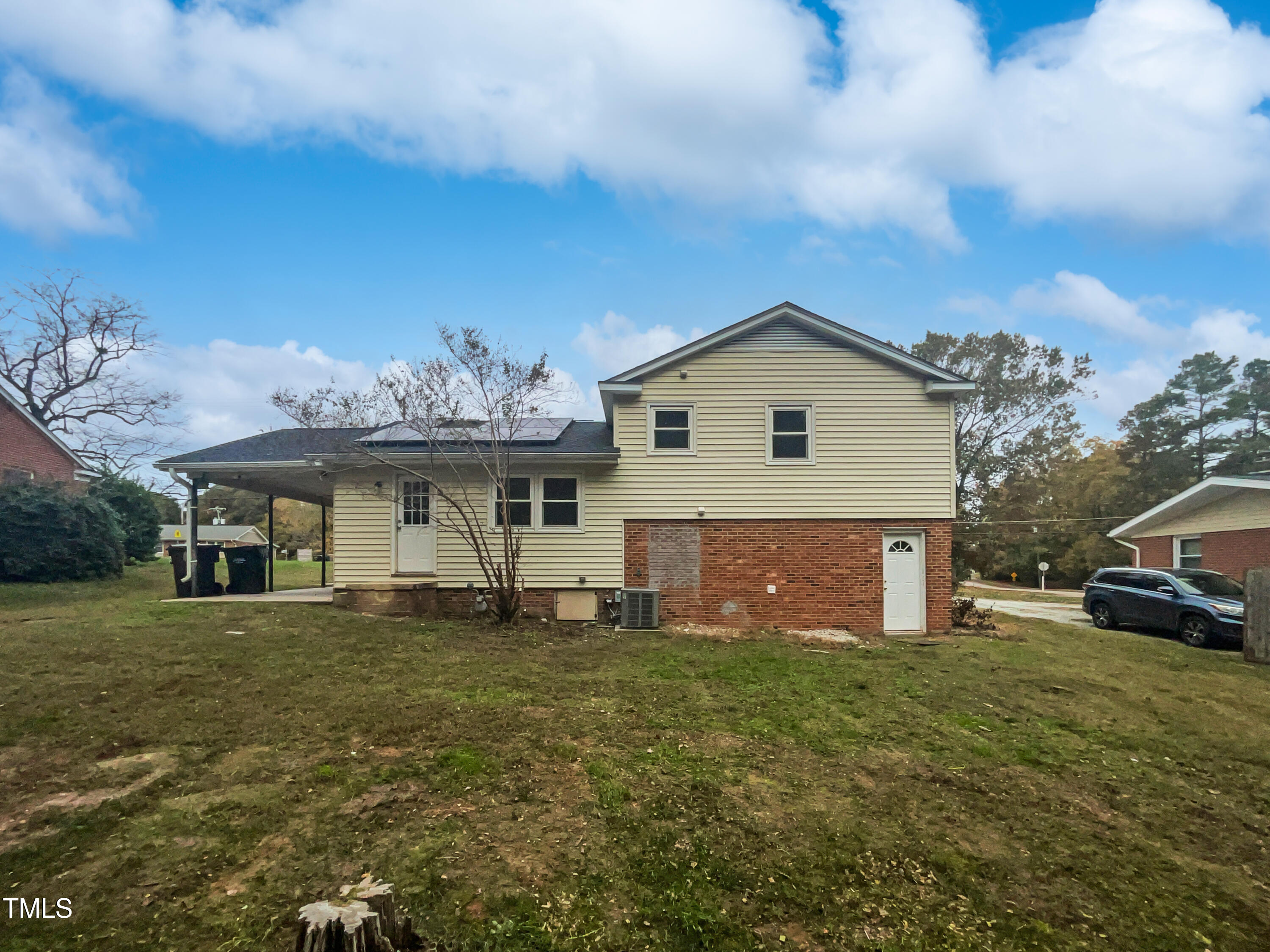 1526 Clermont Road Property Photo 8
