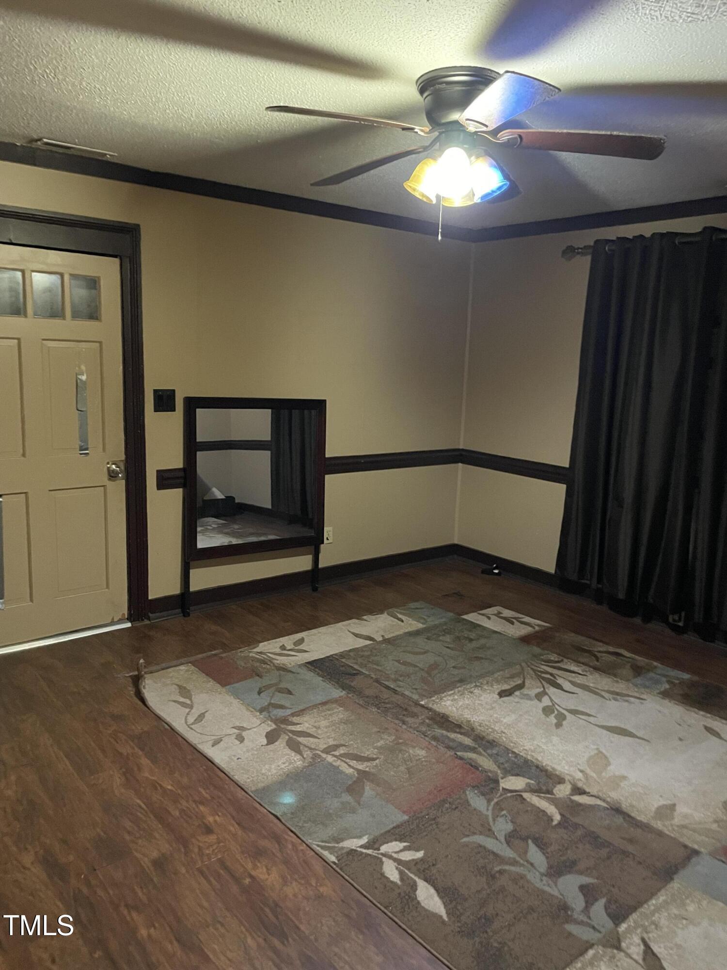 206 W Garner Road Property Photo 4