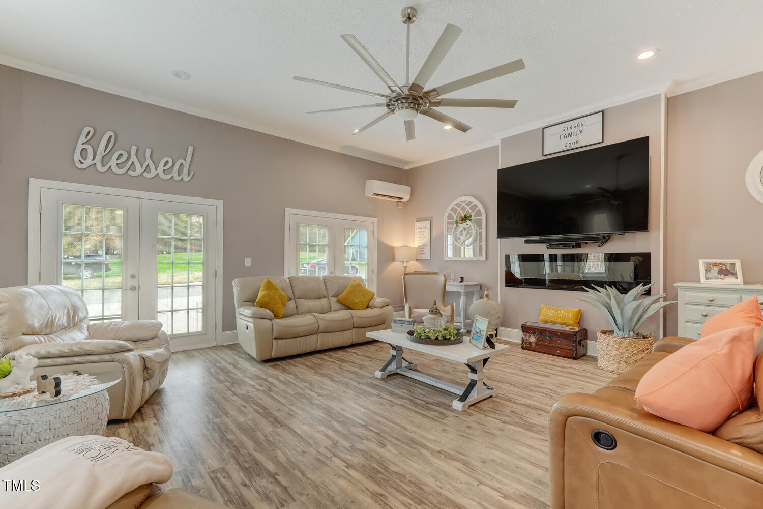 401 Daisy Court Property Photo 12