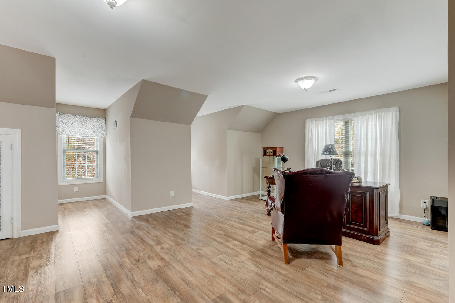 401 Daisy Court Property Photo 30