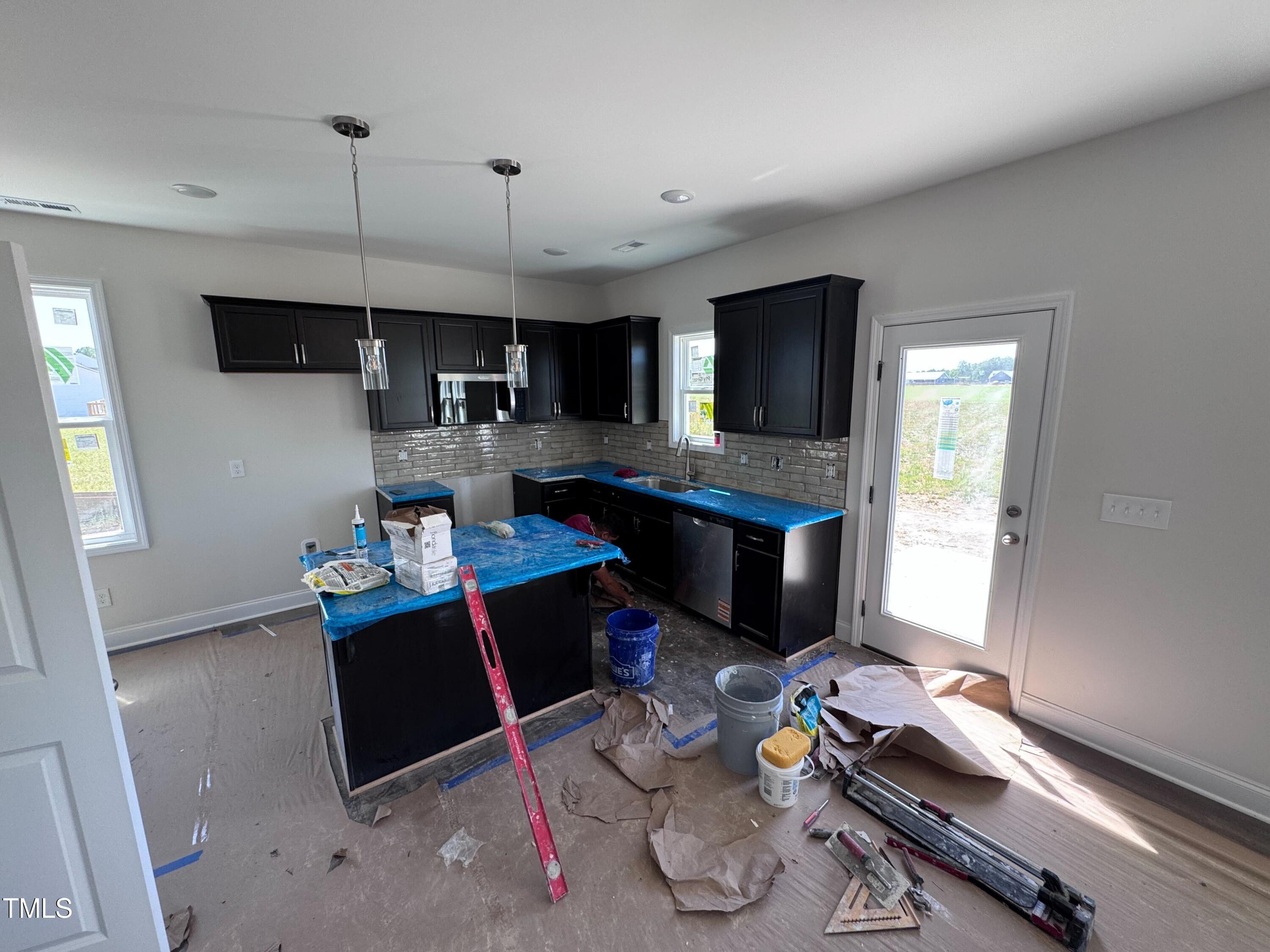 195 Sawyer Mill Drive Property Photo 3