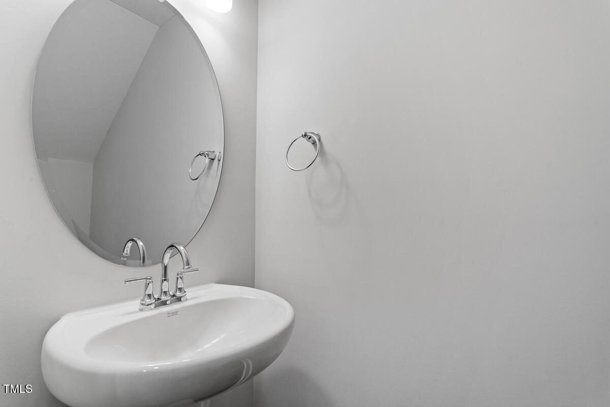 276 White Oak Garden Way # 210 Property Photo 15
