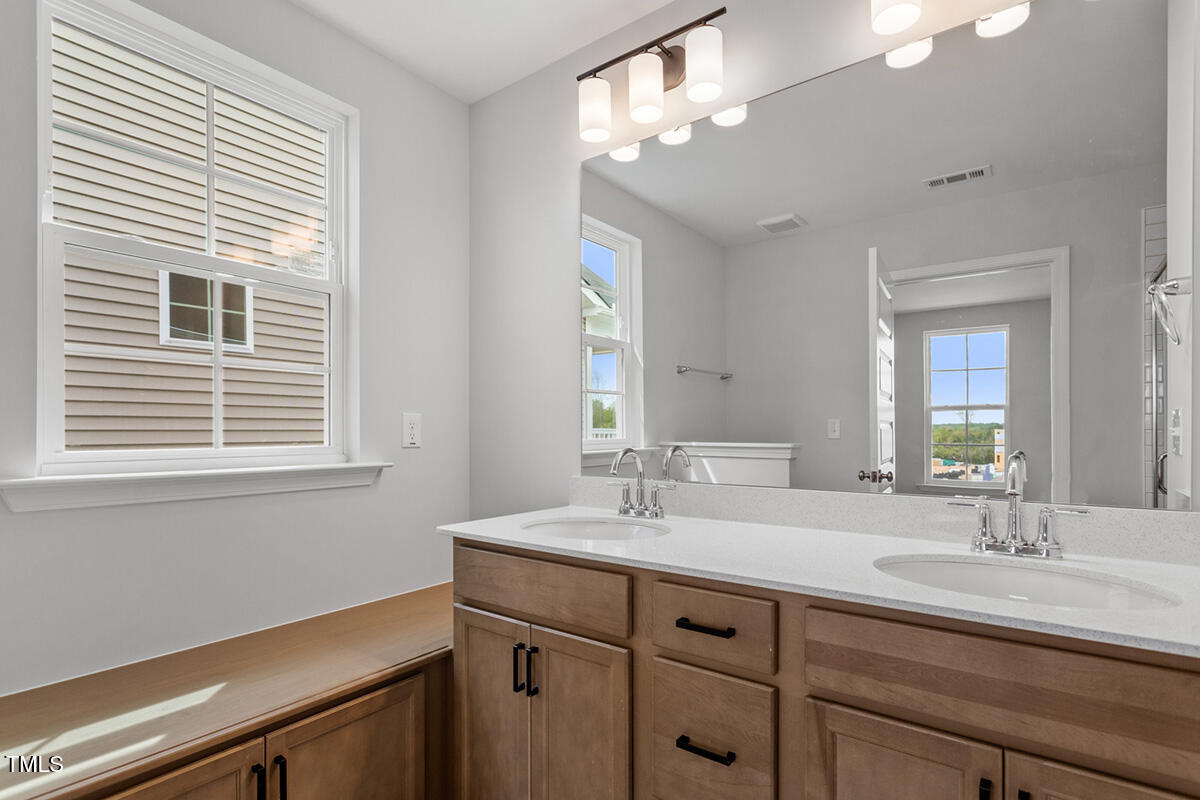 276 White Oak Garden Way # 210 Property Photo 20