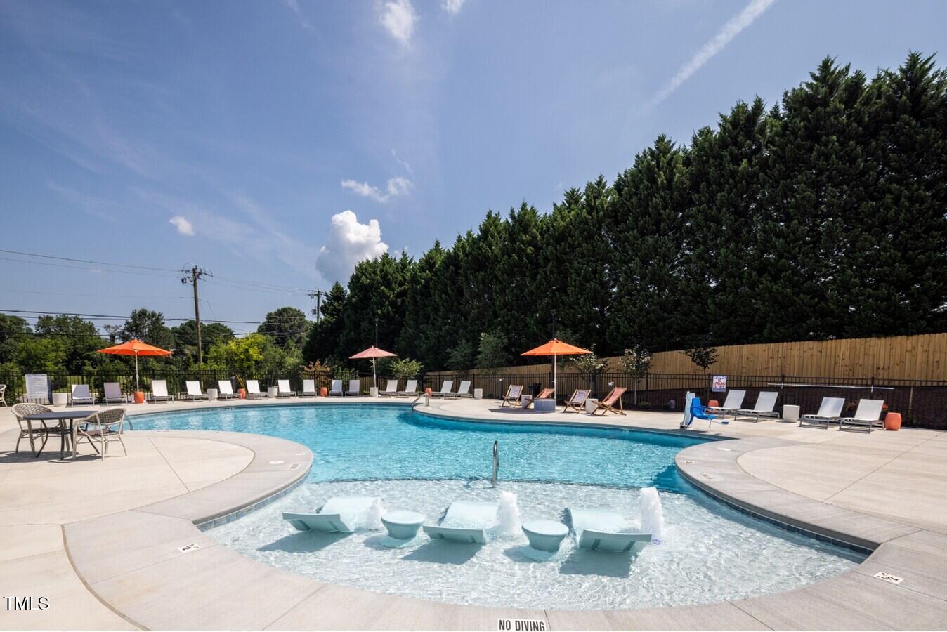 3520 Pinetree Grove Lane # 314 Property Photo 1