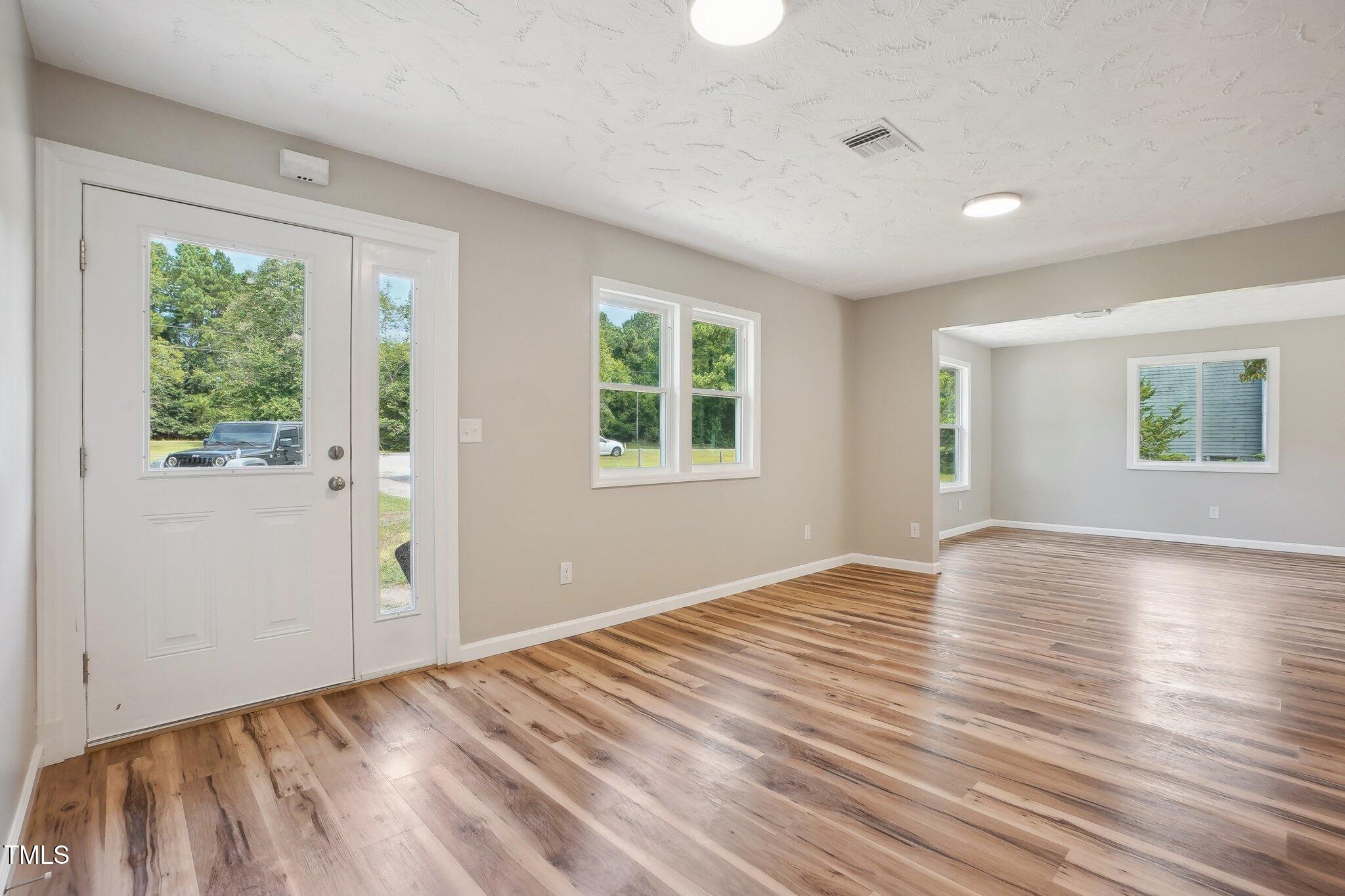 1379 Juniper Lake Road Property Photo 5