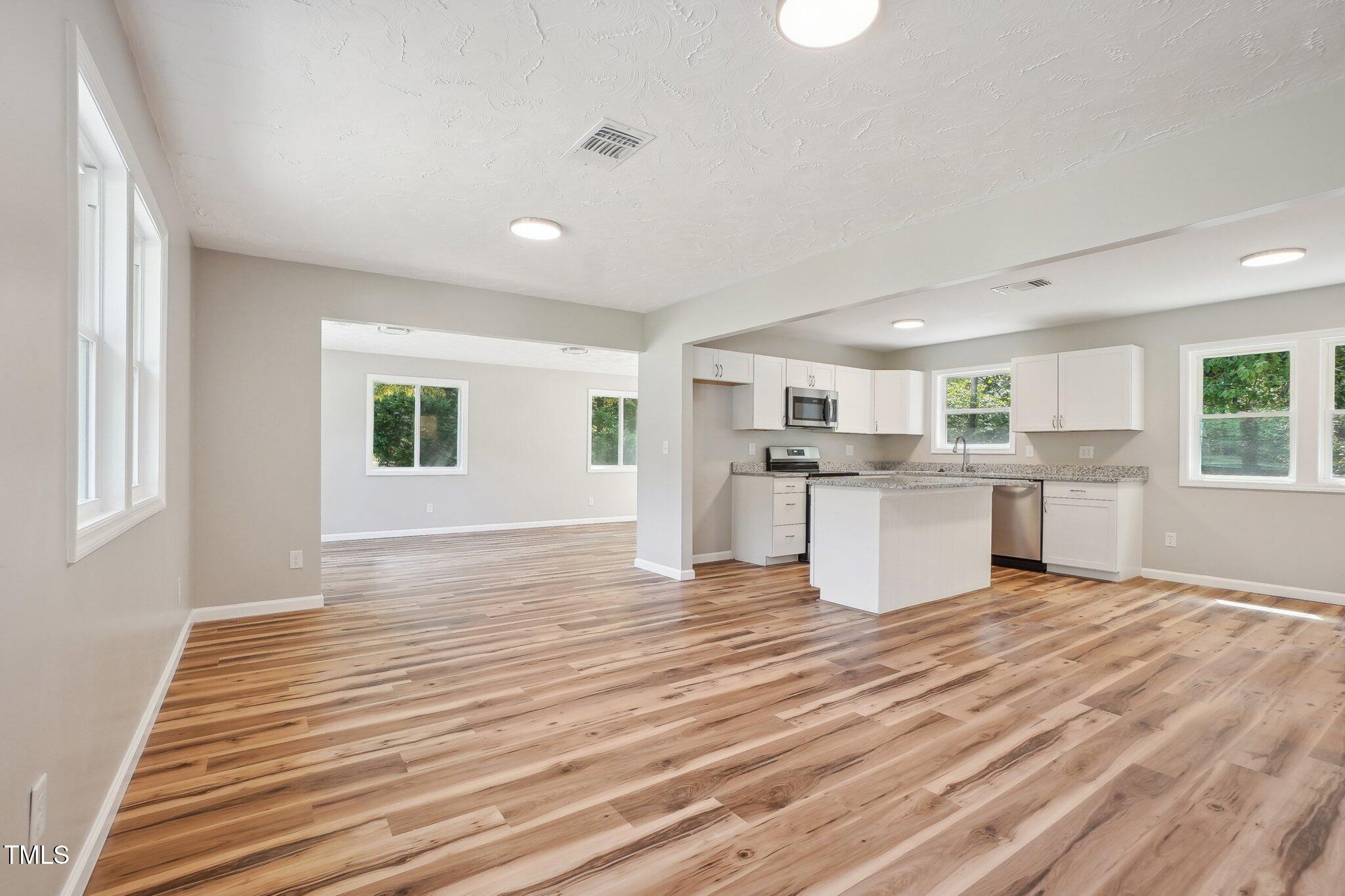 1379 Juniper Lake Road Property Photo 6